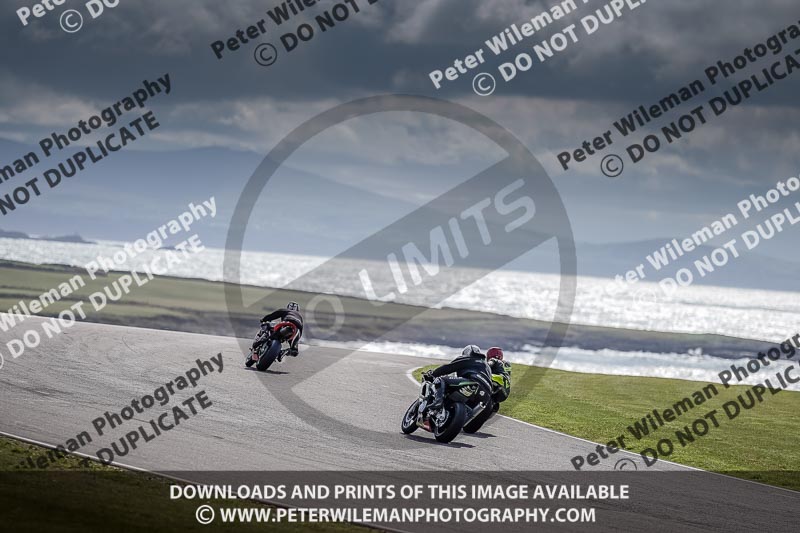 anglesey no limits trackday;anglesey photographs;anglesey trackday photographs;enduro digital images;event digital images;eventdigitalimages;no limits trackdays;peter wileman photography;racing digital images;trac mon;trackday digital images;trackday photos;ty croes